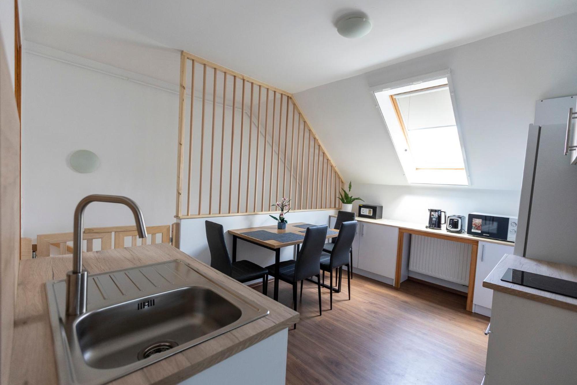Park Apartman Sarrod Exterior foto